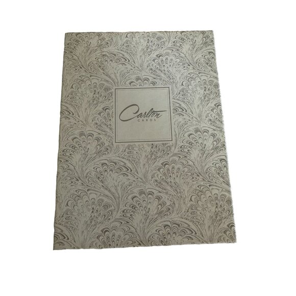 Carlton Cards Floral Stationery Set 30 pages 17 Envelopes 8.5 in by 11 in - Picture 1 of 7